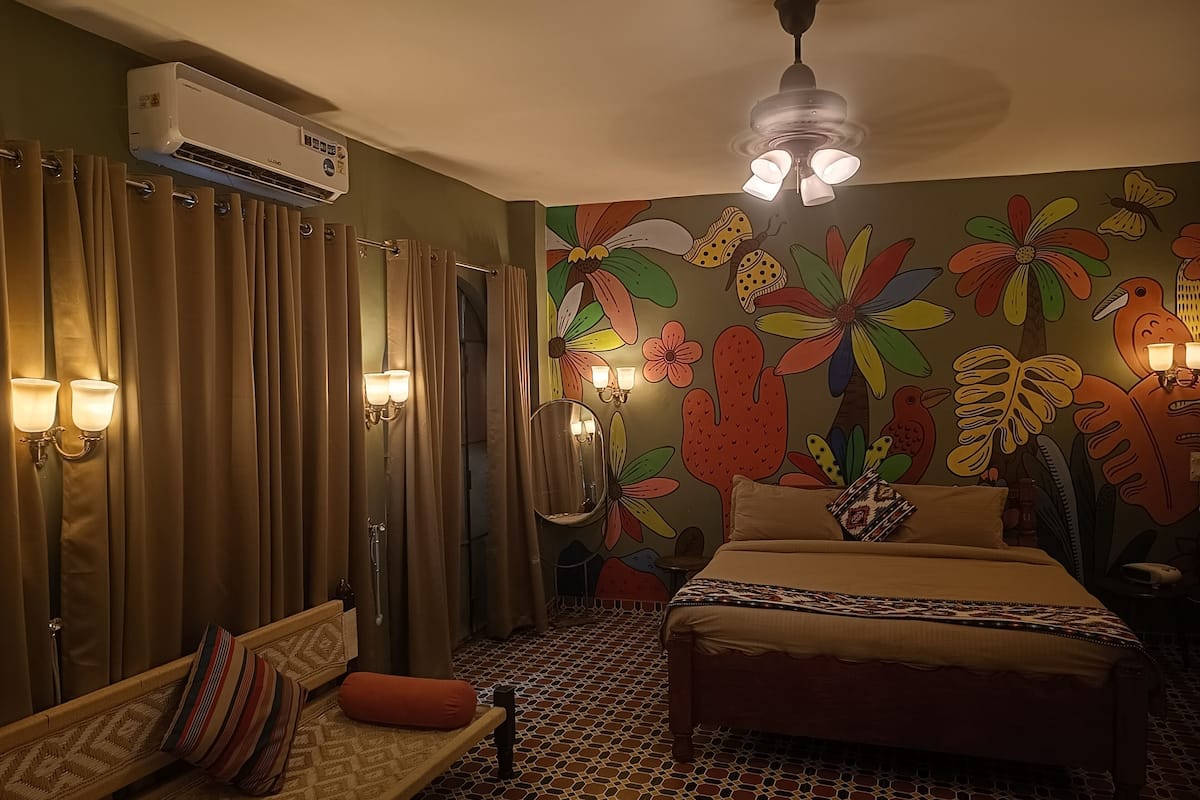 Royal Room | 1 bedroom, premium bedding, memory foam beds, bed sheets