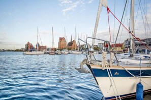 Marina - Relaxed Countryside Comfort (Niepars)