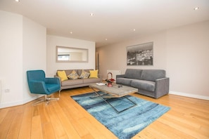 Apartament familiar, 3 dormitoris, no fumadors, cuina | Sala d'estar