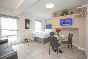Triple Room, Non Smoking, Kitchen
