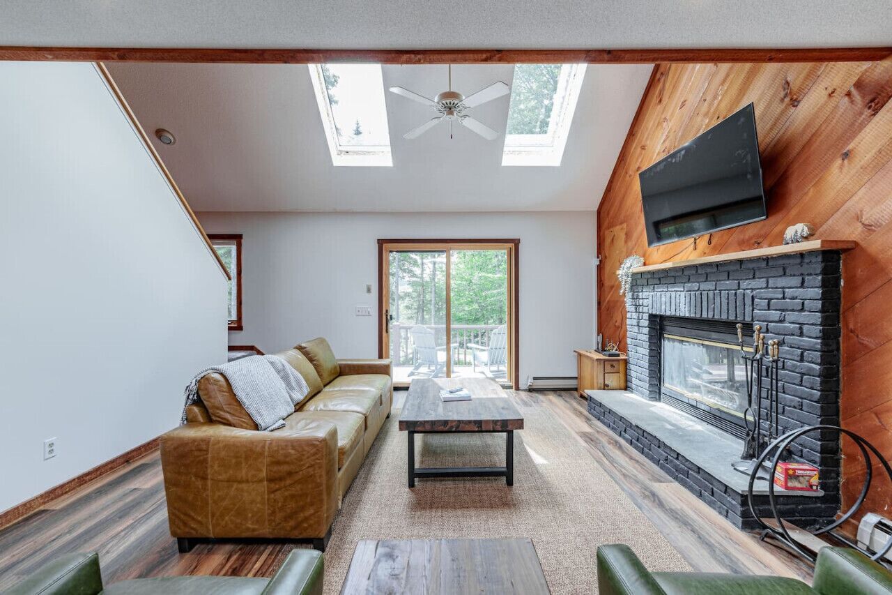 Smart TV, fireplace, video games