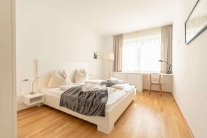 3 bedrooms, travel cot, free WiFi