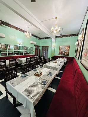 Restaurant - RAGHVENDRA HERITAGE (Jodhpur)