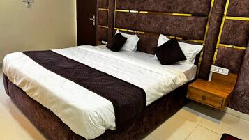 Deluxe Room | Free WiFi