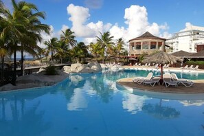 Pool - Maeva Flat  (Saint-François)