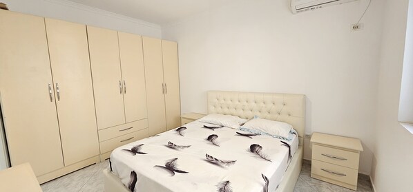 1 bedroom, iron/ironing board, WiFi