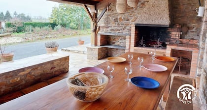 Gßte campagne avec terrasse et cheminée, accessible PMR, proche activités nautiques