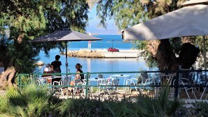 Outdoor dining - Sea View Modern 2BR Top Floor on Nea Chora Beach (Chania)