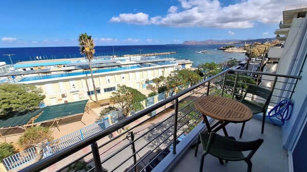 Property grounds - Sea View Modern 2BR Top Floor on Nea Chora Beach (Chania)