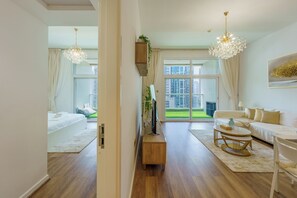 Comfort-huoneisto, parveke, kaupunkinäköala | Oleskelualue