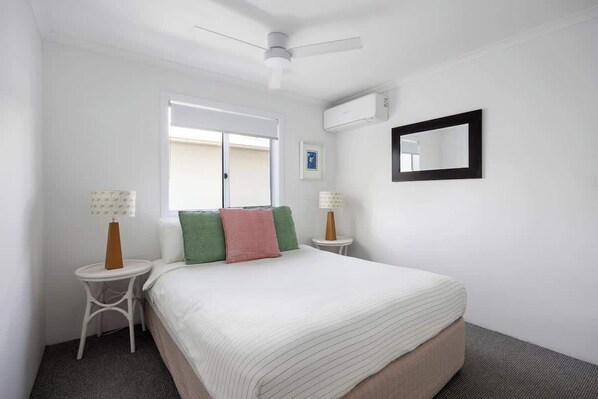 3 Schlafzimmer, Bügeleisen/Bügelbrett, WLAN, Bettwäsche