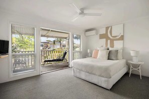 3 bedrooms, iron/ironing board, WiFi, bed sheets - Noosa Family Resort with 3 Pools (Noosa)