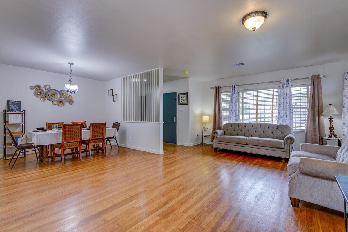 Photo 16 of One story 3/2.5 home just 5 miles from Texas Medical Center and MD Andersen