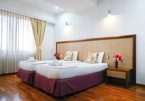 Double or Twin Room, City View | Blackout drapes, soundproofing, free WiFi - City5 Rooms and Suits (Skopje)