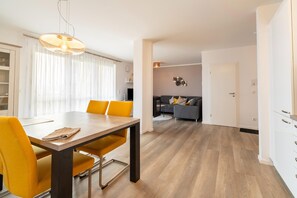 Dining - exklusives Appartement in Rechlin (Rechlin)