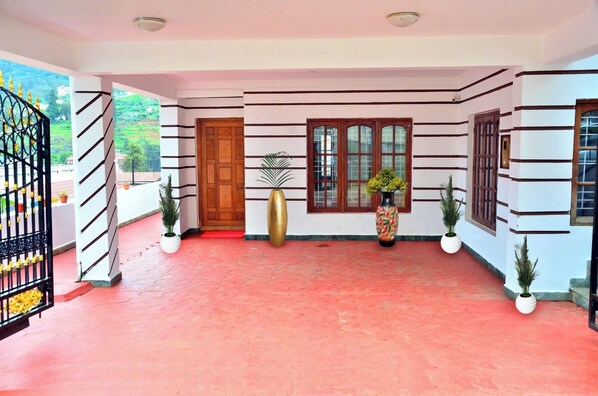 Bagian depan properti