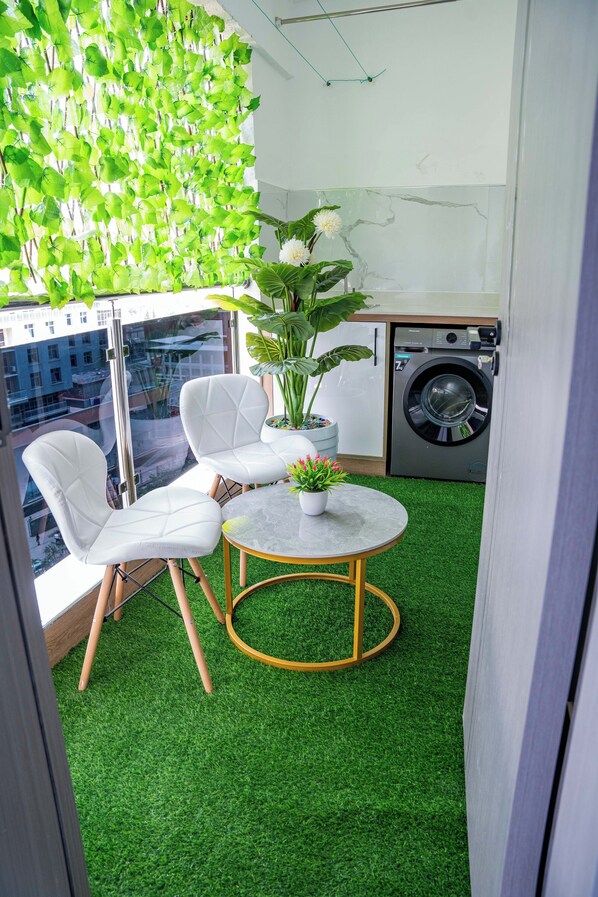 Superior-Apartment, 1 Schlafzimmer, Balkon, Stadtblick | Balkon