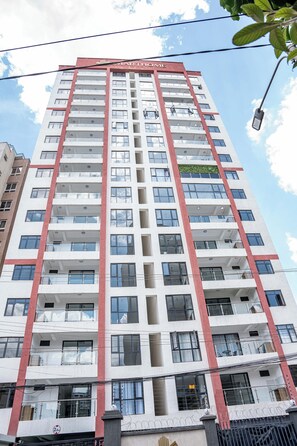 Front of property - Maskan Suites (Nairobi)