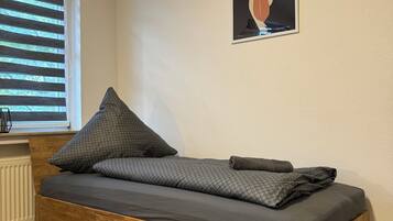 1 bedroom, WiFi, bed sheets