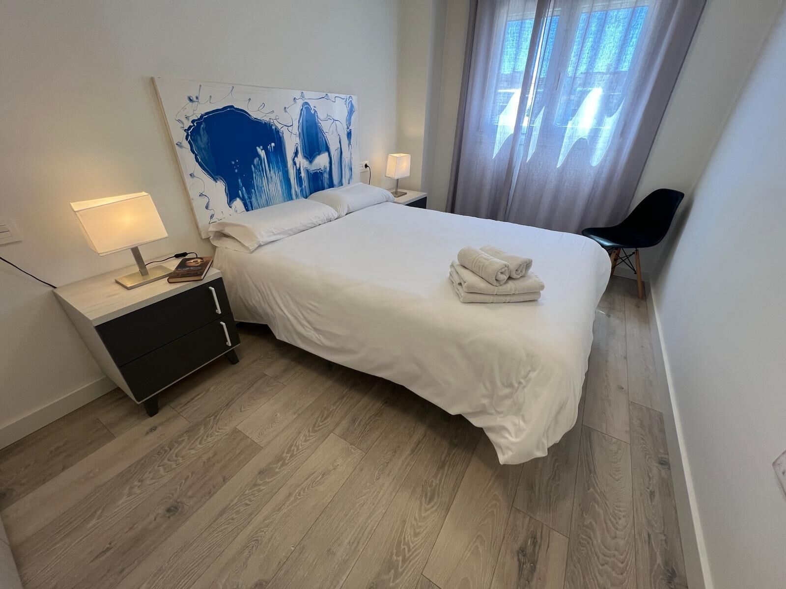 Attico Comfort, 2 camere da letto, vista città | Copriletto in piuma, con stile personalizzato