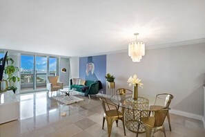 Apartment | 2 bedrooms, desk, Internet - Endless Summer Direct Water View (Miami)