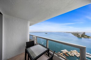 Apartment | 2 bedrooms, desk, Internet - Endless Summer Direct Water View (Miami)