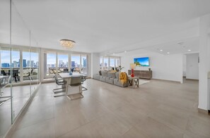 2 chambres, bureau, Internet