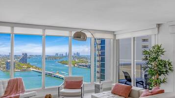 Apartamento | 2 quartos, escrivaninha, acesso à internet de alta velocidade