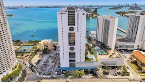 Unclassified image, 5 of 61, button - Highrise Charm (Miami)