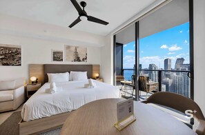 Iron/ironing board, WiFi, bed sheets, wheelchair access