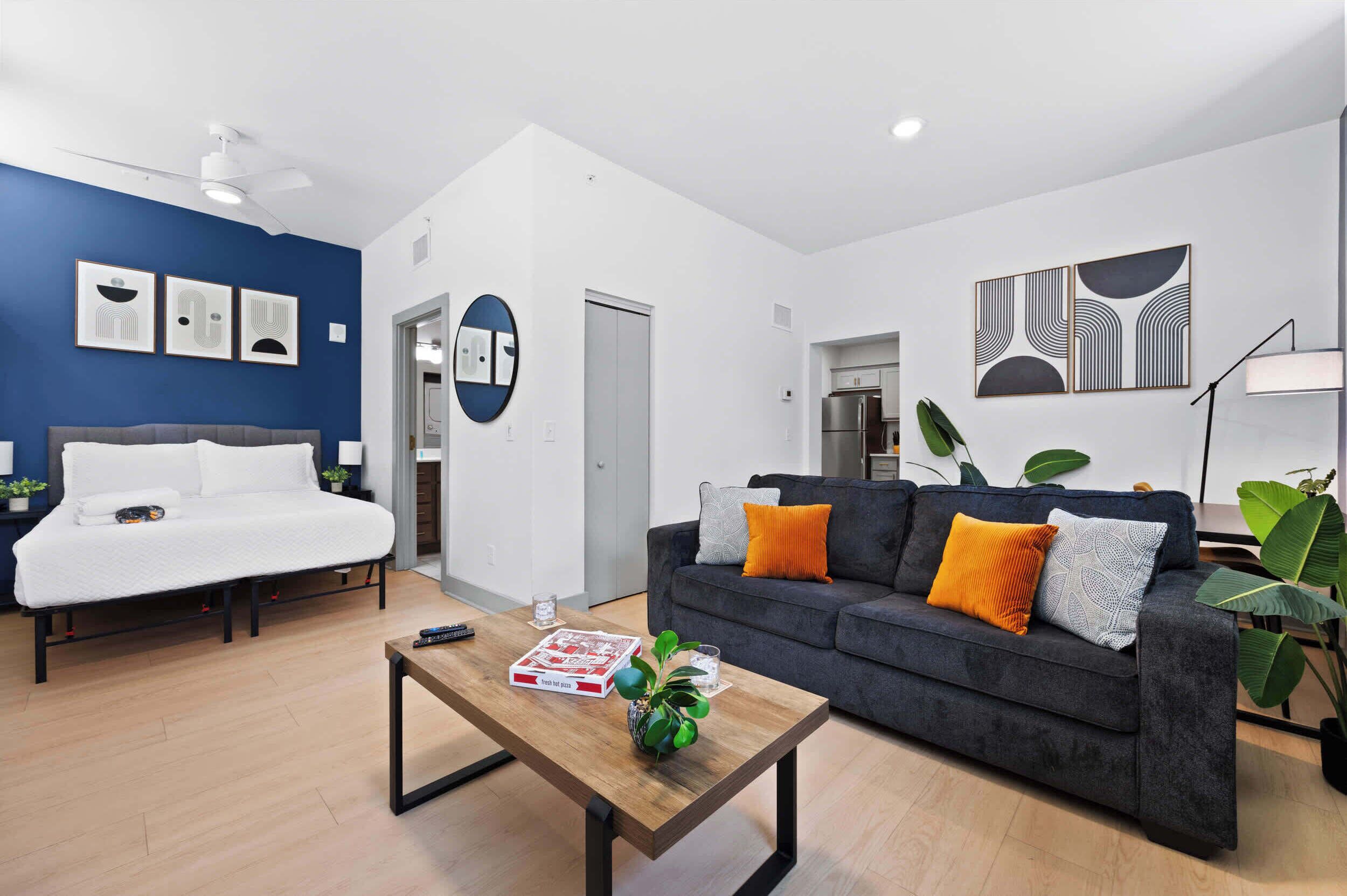 Bügeleisen/Bügelbrett, WLAN, Bettwäsche