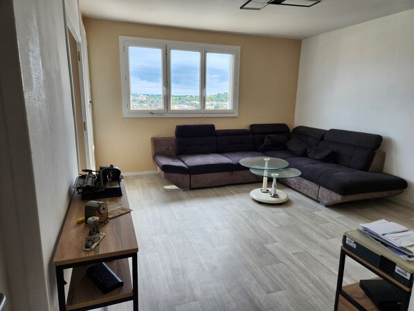 Téléviseur, livres