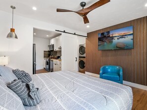 WiFi, bed sheets