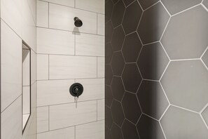 Douche, serviettes fournies