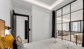 2 chambres, fer et planche à repasser, Wi-Fi gratuit, draps fournis