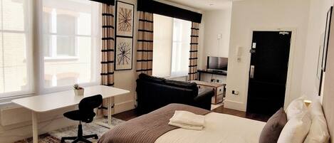 1 soveværelse, strygejern/strygebræt, Wi-Fi