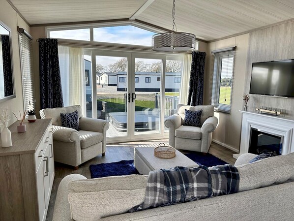 تلفزيون، مدفأة