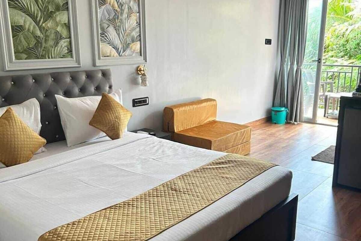 Luxury Oda, Balkon, Deniz Manzaralı | Ayrı ayrı dekore edilmiş, ayrı ayrı döşenmiş