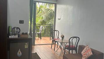 Classic Room | Free WiFi, bed sheets