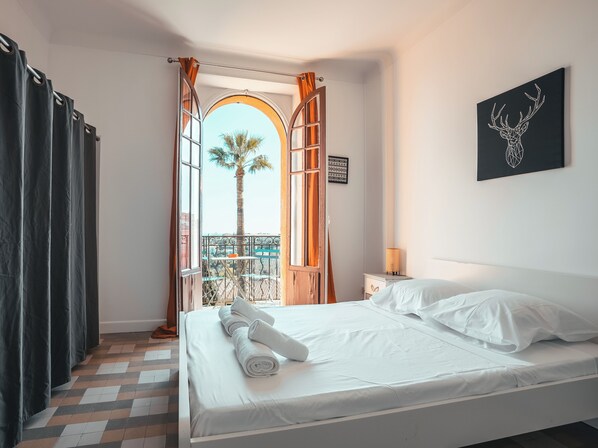 2 bedrooms, desk, iron/ironing board, travel cot