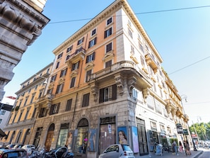 Exterior - REGOLA LUXURY RELAIS (Rome)