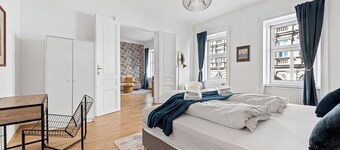 4ty3-Apartments Rochus-Market is calling