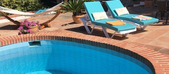 Charming cottage outside Frigiliana with AC, WiFi