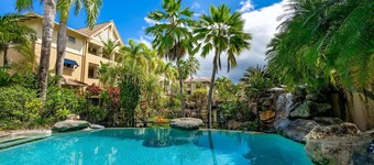 Elevated 2BR Modern Furnished Terrace Apt - Pool