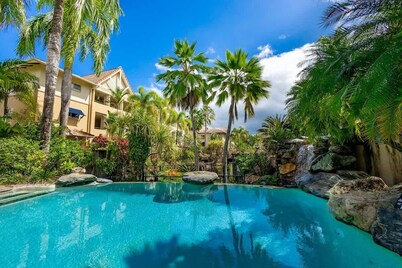 Elevated 2BR Modern Furnished Terrace Apt    Pool