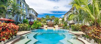 Elevated 2BR Modern Furnished Terrace Apt - Pool