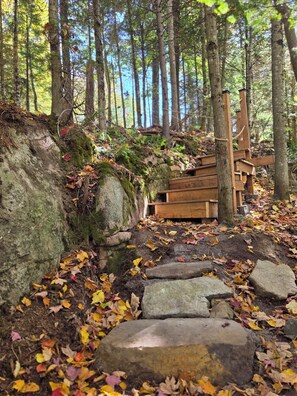 Property grounds - New chalet with spa and sauna - Le NaturOzen (Brownsburg-Chatham)