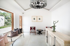 Reception - Ausnya Tirthan (Banjar)