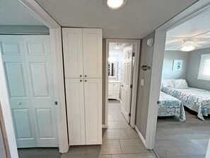 2 bedrooms, desk, iron/ironing board, free WiFi