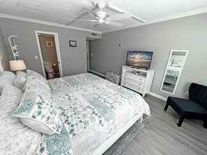 2 bedrooms, desk, iron/ironing board, free WiFi